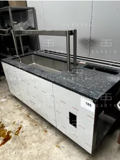 Rozsdamentes Márványpult felépítménnyel