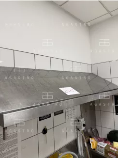 Rozsdamentes falipolc (ferde)