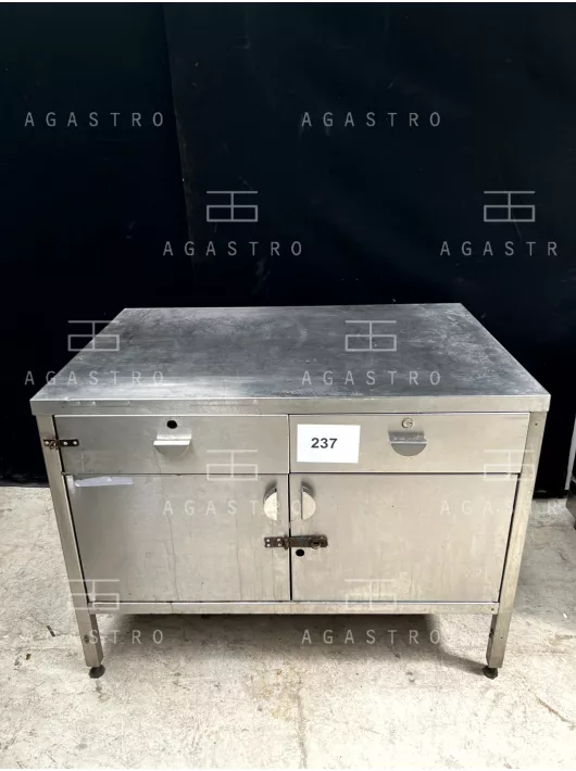 Rozsdamentes munkaasztal fiókkal és szekrénnyel