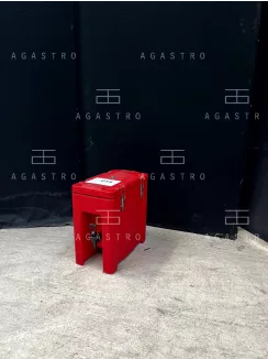 Hőszigetelt, csappal felszerelt italadagoló
