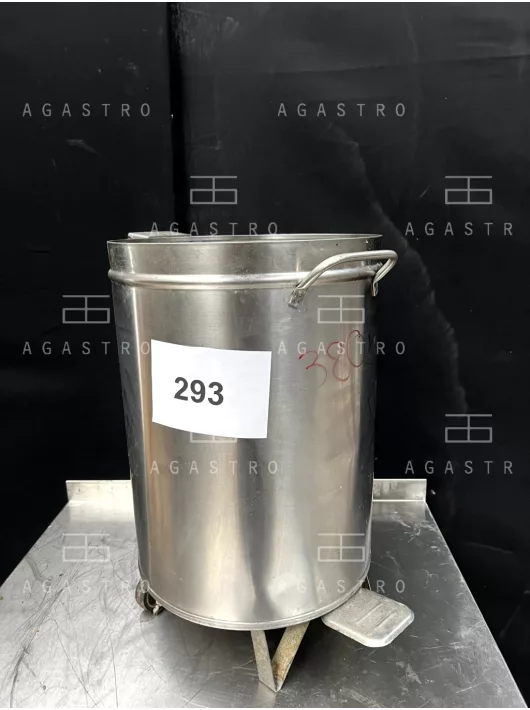 Lábpedálos hulladék és moslékgyűjtő