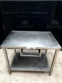 Rozsdamentes asztal fiókkal