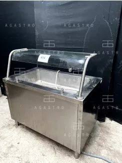 Melegentartó üveges felépítménnyel 