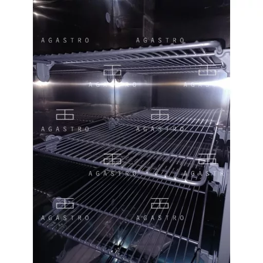 AF04EKOTN Rozsdamentes hűtőszekrény 400 literes (+43°C, 65% Rh) 0 ... +10 °C, 0.385 kW, 600 x 620 x 1900/2080 mm