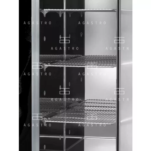 AF07PKMTN Rozsdamentes hűtőszekrény - 700 literes (+43°C, 65% Rh) 0 ... +10 °C, 0.385 kW, 710 x 800 x 2030/2100 mm