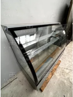  Tecnodom EVO150V cukrászati hűtővitrin – 150 cm-es süteményes pult, ventilációs hűtés