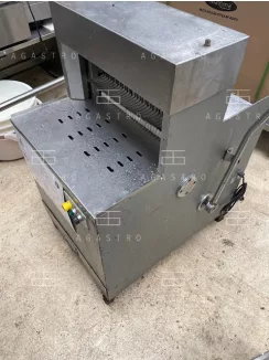 Használt kenyérszeletelő