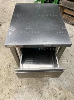 Használt rozsdamentes asztal alsó polccal és fiókkal