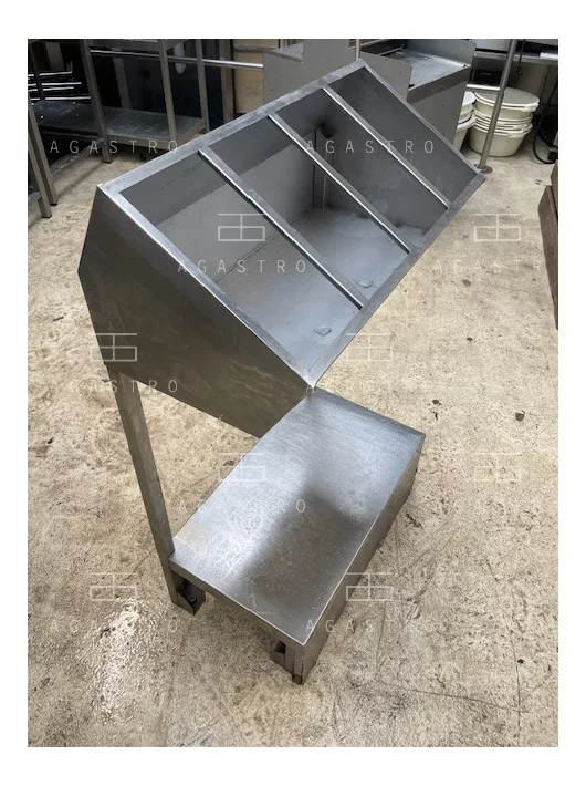 Használt evőeszköz tartó