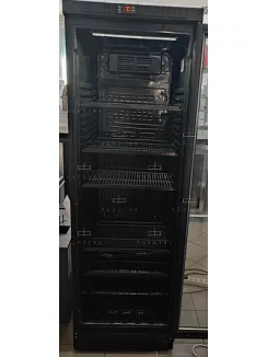   KH-VC374 GDL Üvegajtós hűtővitrin - 372 literes, (+30°C, 55% Rh) +1 ... +10 °C hűtéstartománnyal, 595 x 640 x 1840 mm