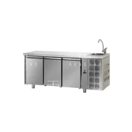   TF03MIDGNL Hűtött munkaasztal 3 ajtóval (GN 1/1) és fedlapba süllyesztett kézmosóval 0-10 °C, 0.495 kW